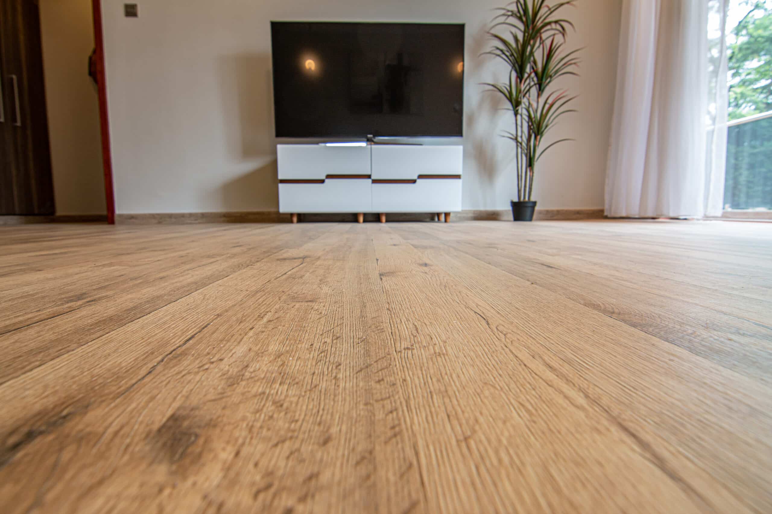 Laminate Flooring 